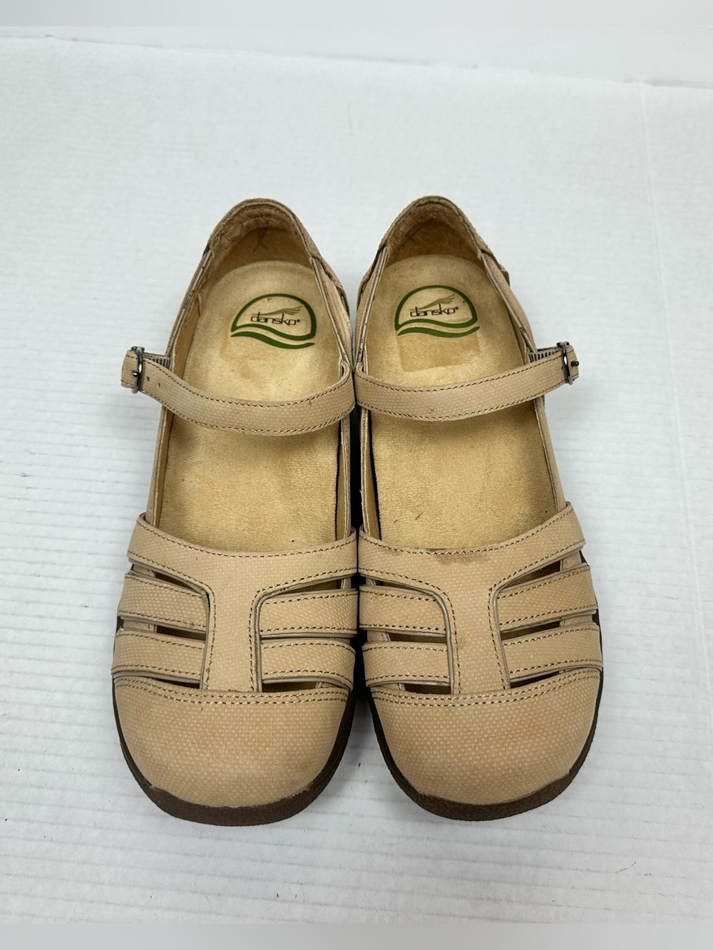 DANSKO WOMENS KIERA CREAM NUBUCK SHOES EU 39 - US 8.5/9.0